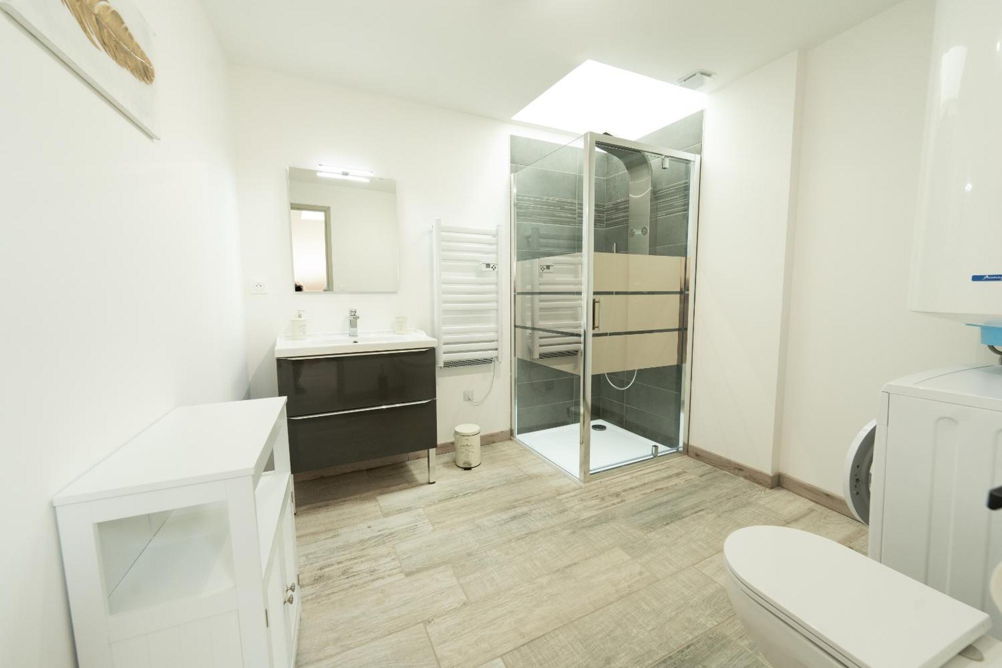 Le Charme Sous Les Toits Classe 3 Etoiles Riez Exterior foto